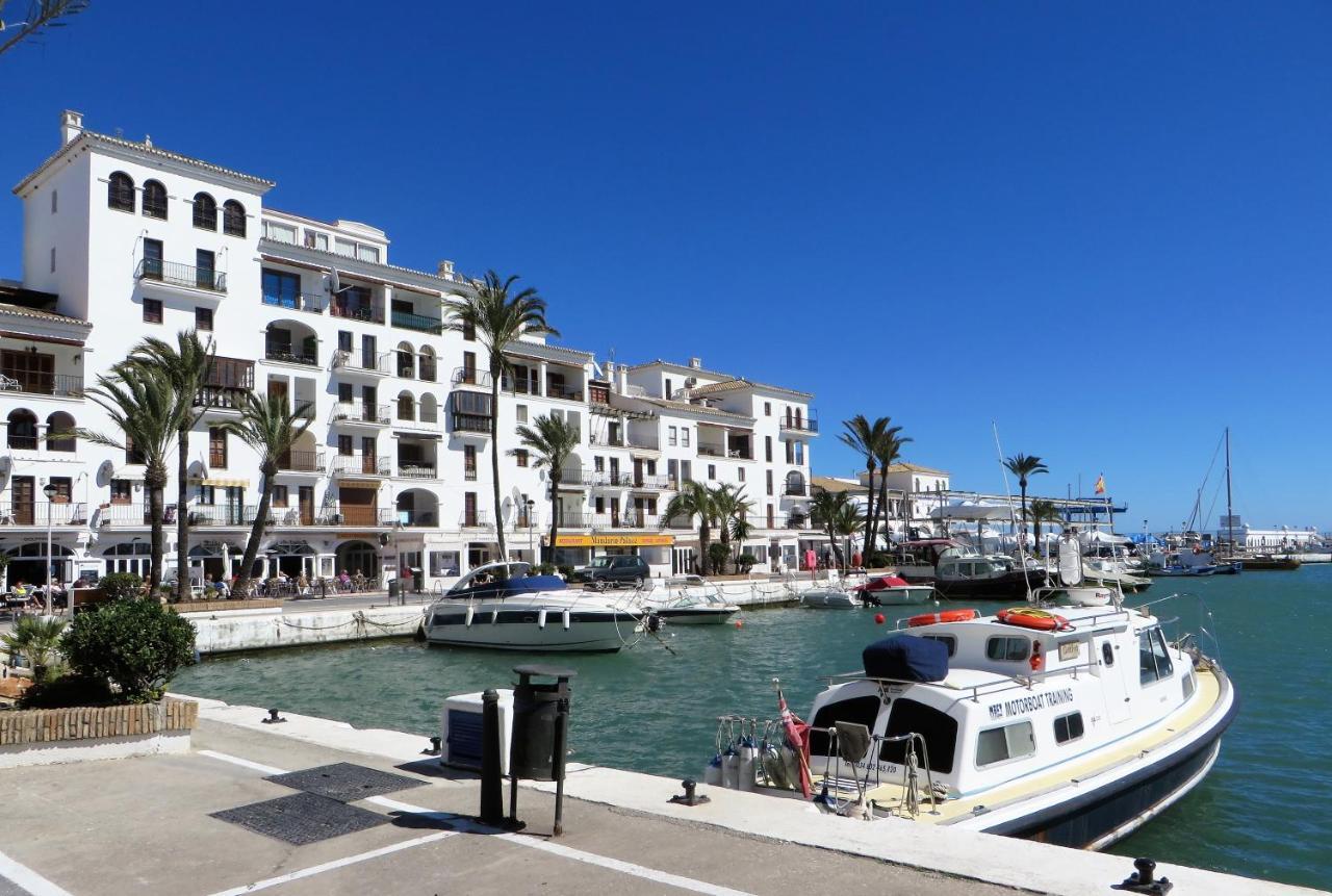 Salinas. Apartment For 4. Terrace/Parking/Pools/Gym/4Mins Beach Estepona Exterior foto